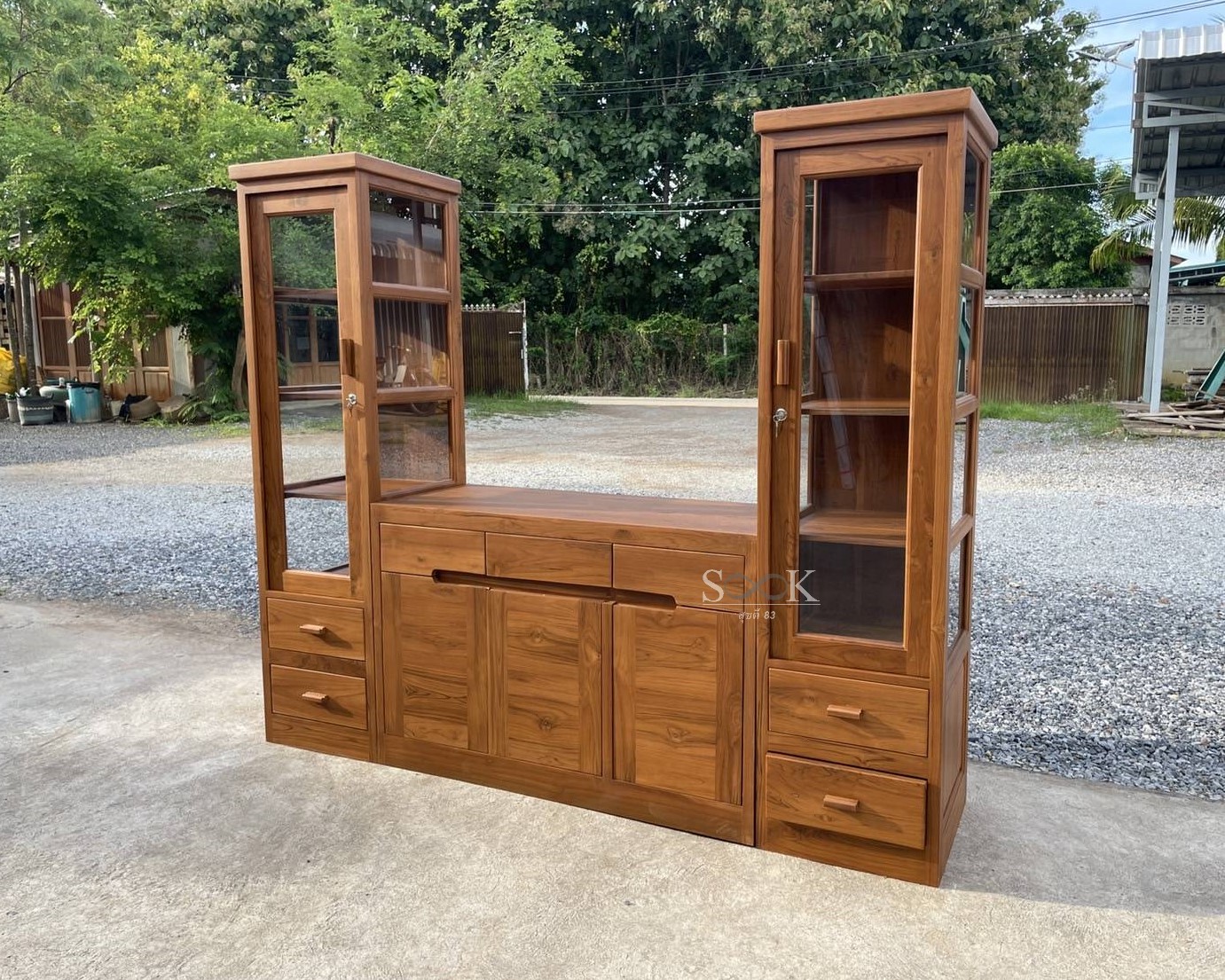 ตู้โชว์วางทีวี