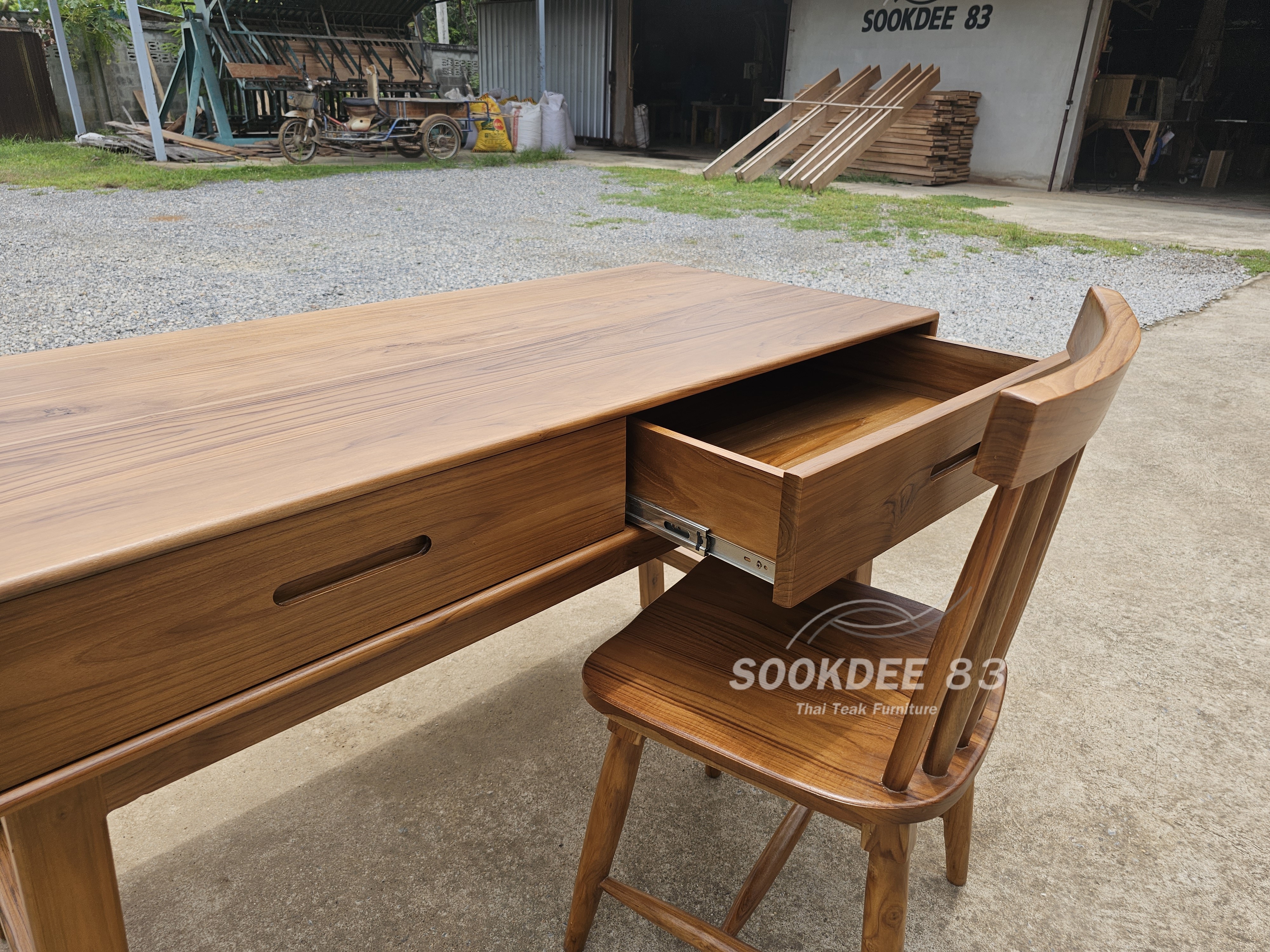 โต๊ะทำงานสไตล์มินิมอล 1.50 ม. พร้อมเก้าอี้