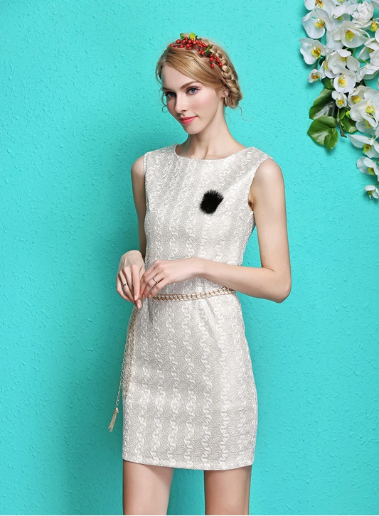 ชุดเดรสแขนกุดผ้าไหมสีเงิน ส่งฟรี ems