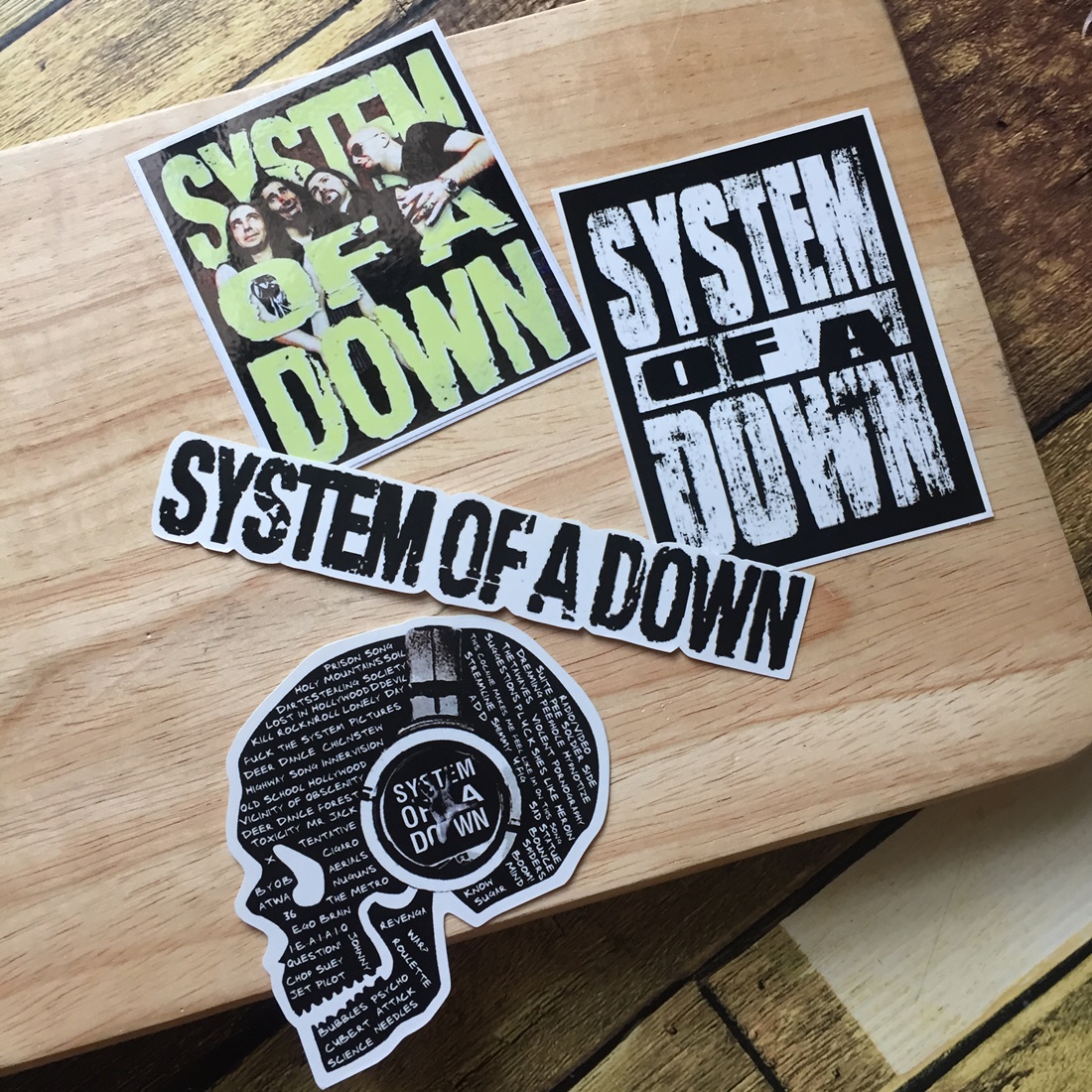 สติกเกอร์ เคลือบกันน้ำ ลายวงดนตรี ติดกีตาร์ มอเตอร์ไซด์ กระเป๋าเดินทาง Waterproof Decal Sticker