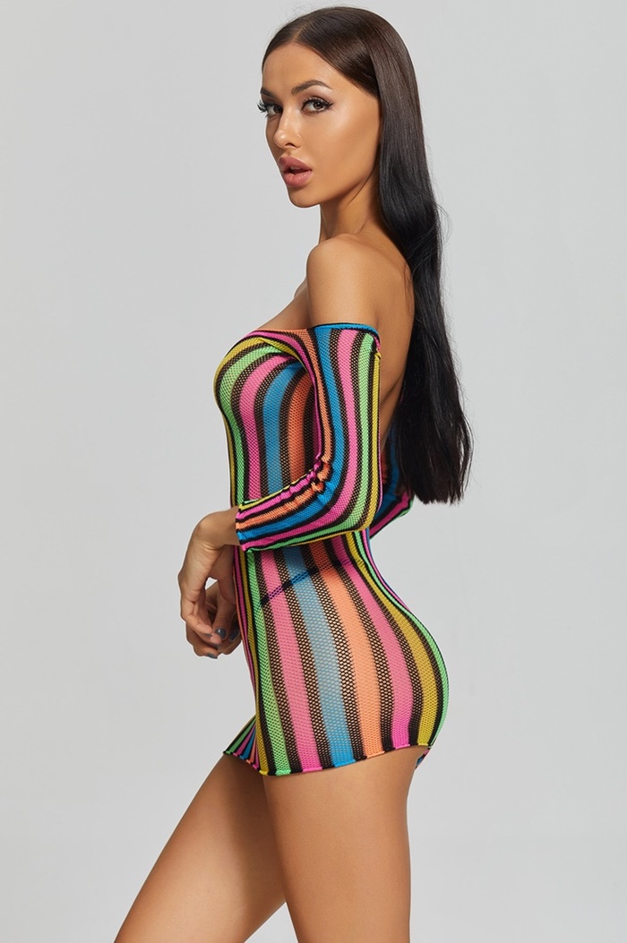 K173 ชุดตาข่ายสายรุ้งเซ็กซี่ ชุดตาข่ายสีสายรุ้งมาในแบบเดรสแขนยาวกระโปรงสั้น สวมใส่แบบปาดไหล่หรือจะใส่แบบเสื้อคอกว้างก็ได้ค่ะ