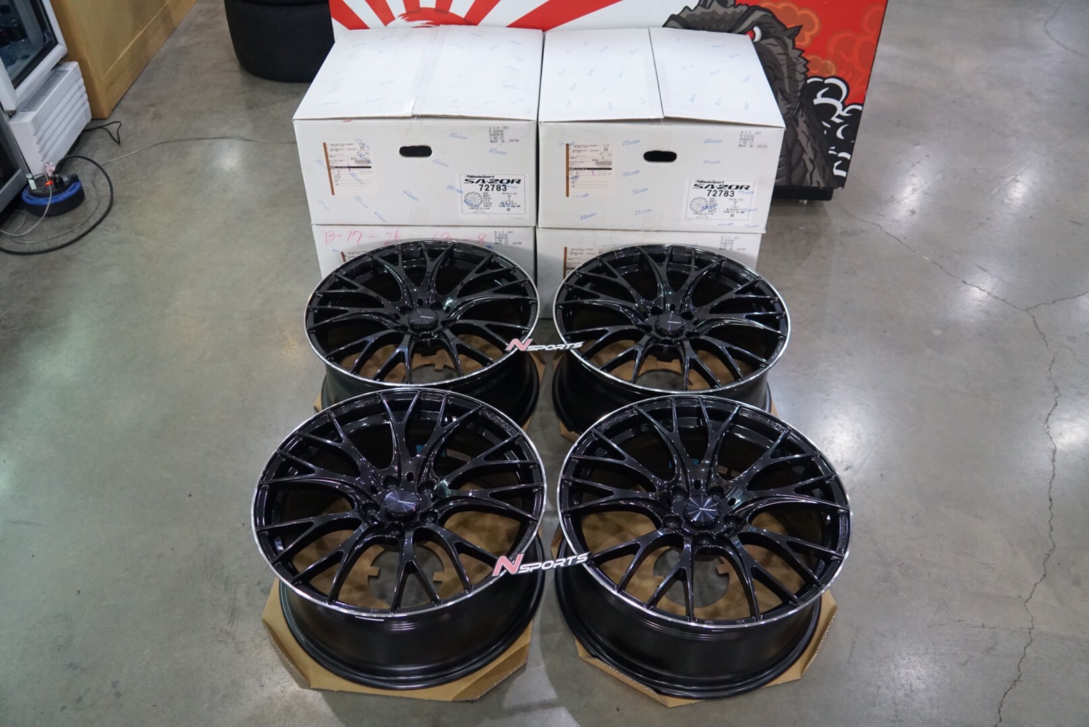 Wessport SA20R 19*8.5+38 5-114.3 สีดำ