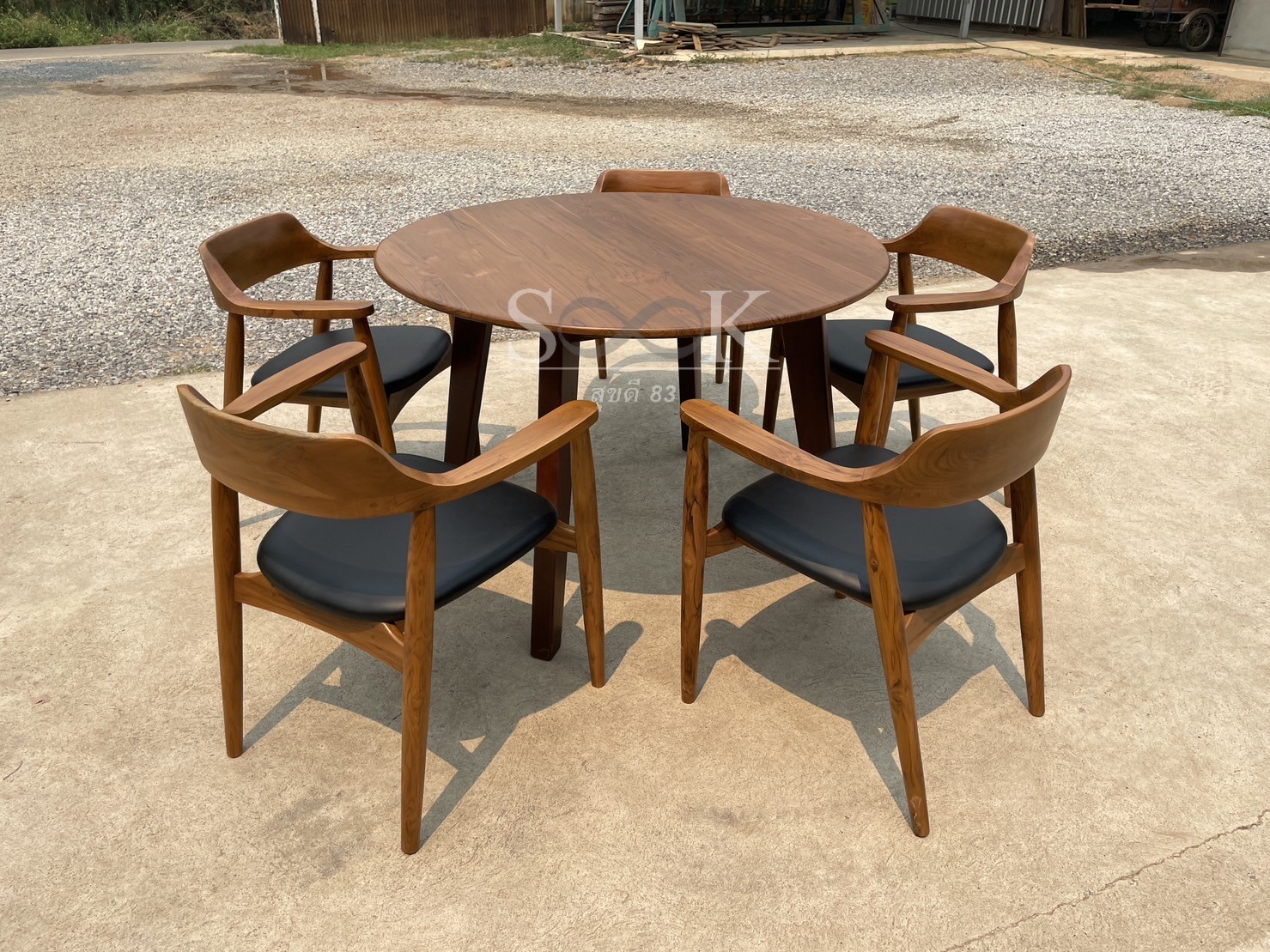 ชุดโต๊ะกลมอะเมซอน เก้าอี้ฮิโรชิมา