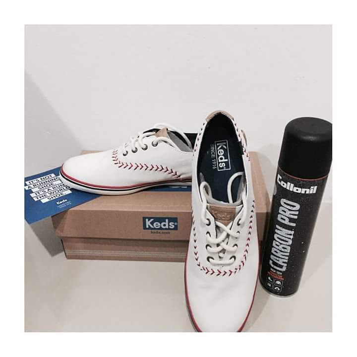 Carbon Pro 300ml. สเปรย์กันน้ำสูตรคาร์บอน สำหรับหนังและสิ่งทอ