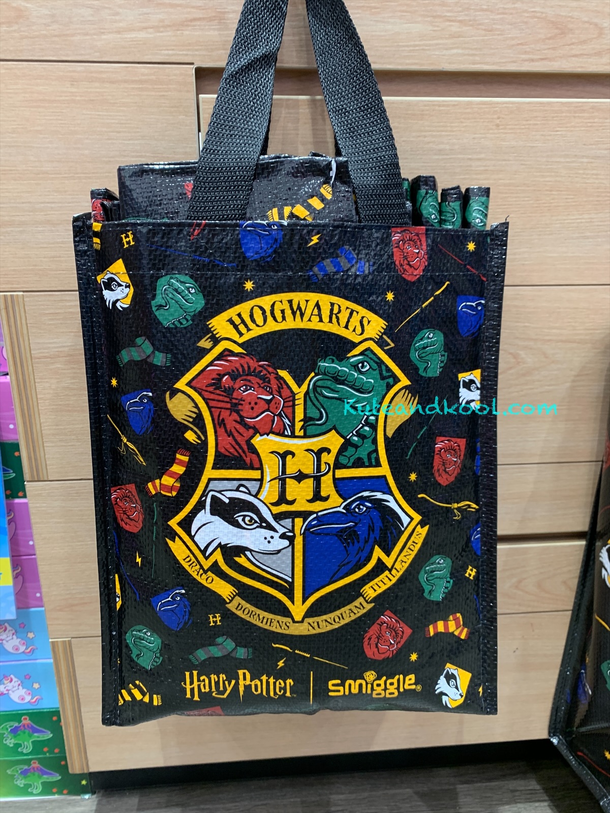 Smiggle reusable bag -size S - ถุงช้อปปิ้ง Harry Potter