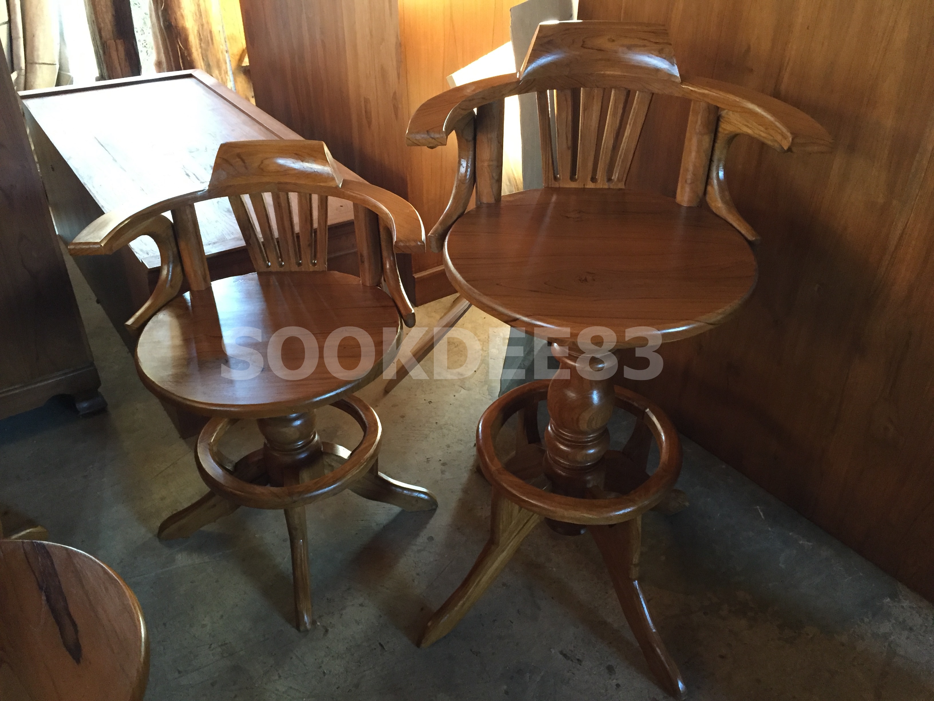 เก้าอี้บาร์หมุนได้สูงปกติ 48 ซม.