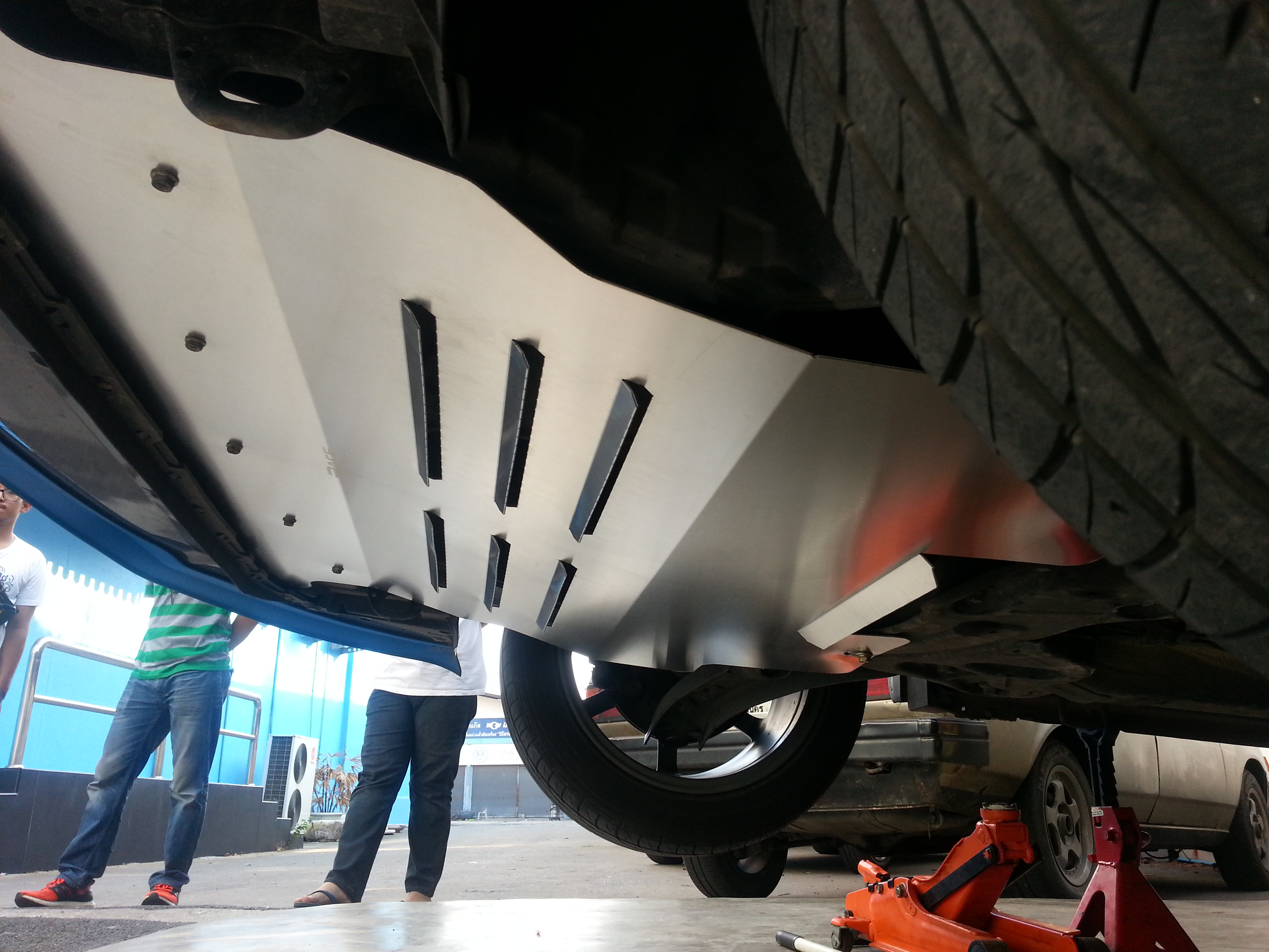 แผ่นปิดใต้ห้องเครื่องอลูมิเนียม Suzuki Swift ZC Raceplate_Undertray