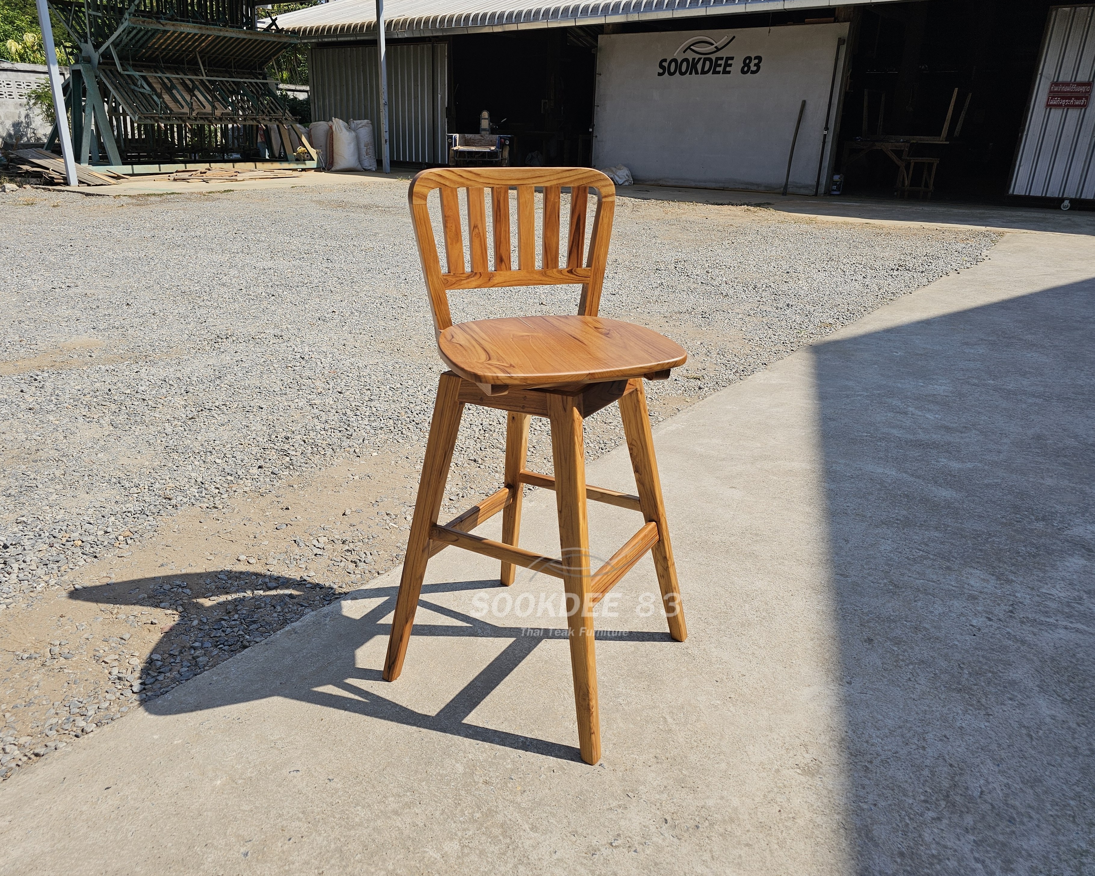 เก้าอี้บาร์หมุนมินิมอลมาลี