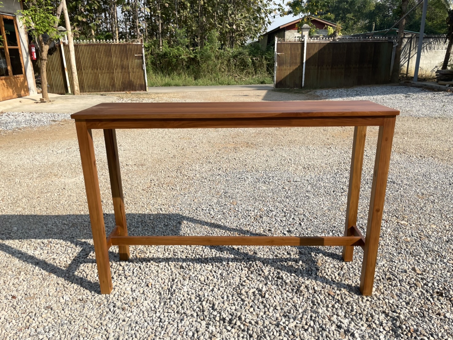 โต๊ะบาร์สูง