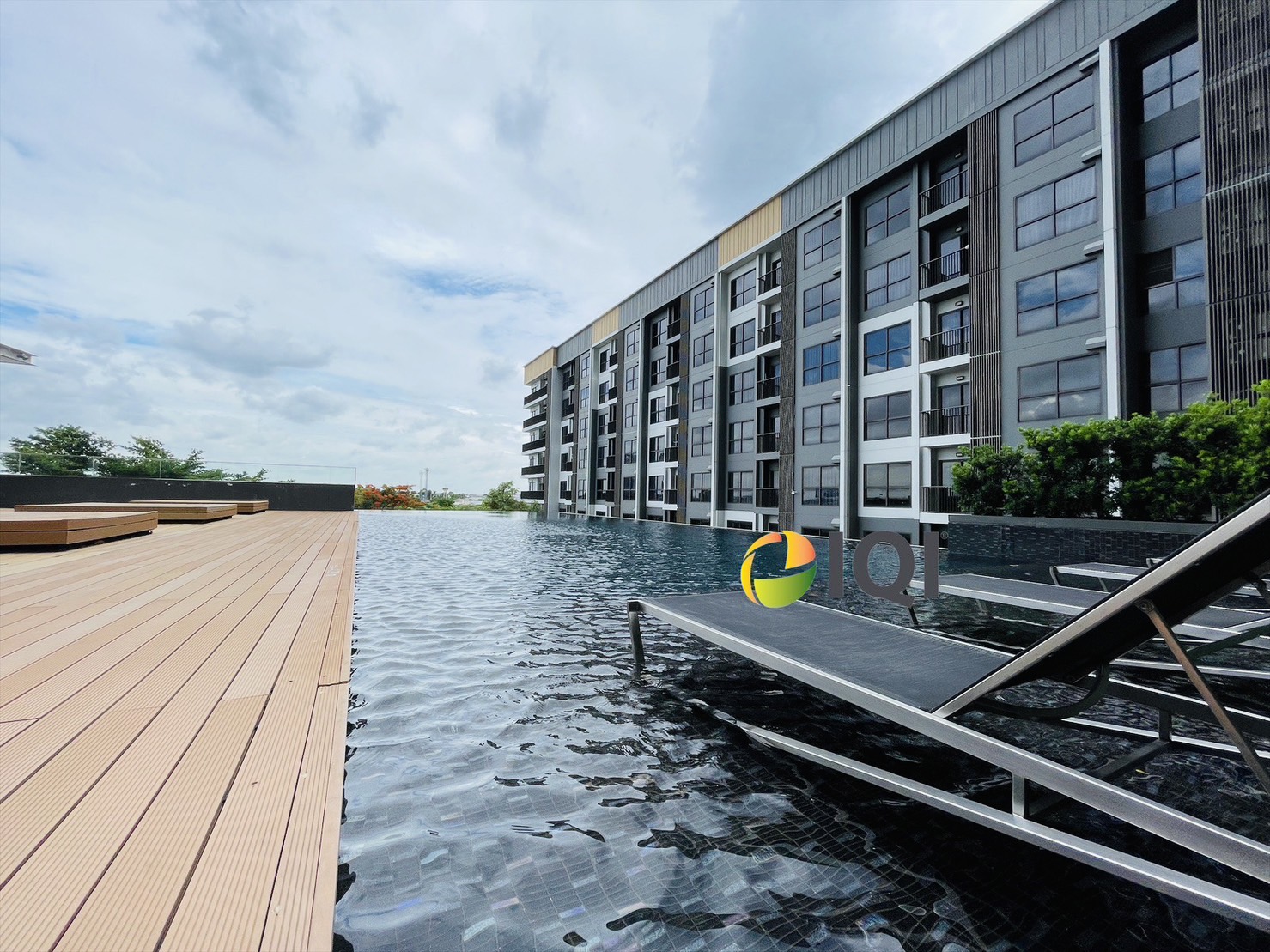 ขาย The Politan Rive (เดอะ โพลิแทน รีฟ) คอนโดริมแม่น้ำเจ้าพระยา ใกล้ MRT สะพานพระนั่งเกล้า