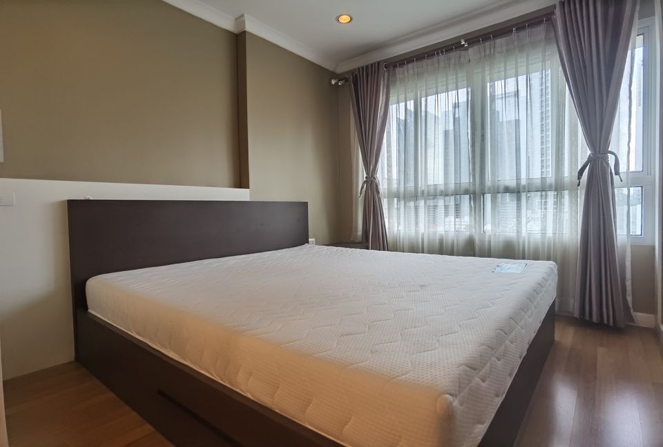 ให้เช่า คอนโด Lumpini Place พระราม 9-รัชดา เฟส 1-2 34 ตรม. 1 ห้องนอน 1 ห้องน้ำ ชั้น 10 Fully Furnished ใกล้ MRT พระราม 9