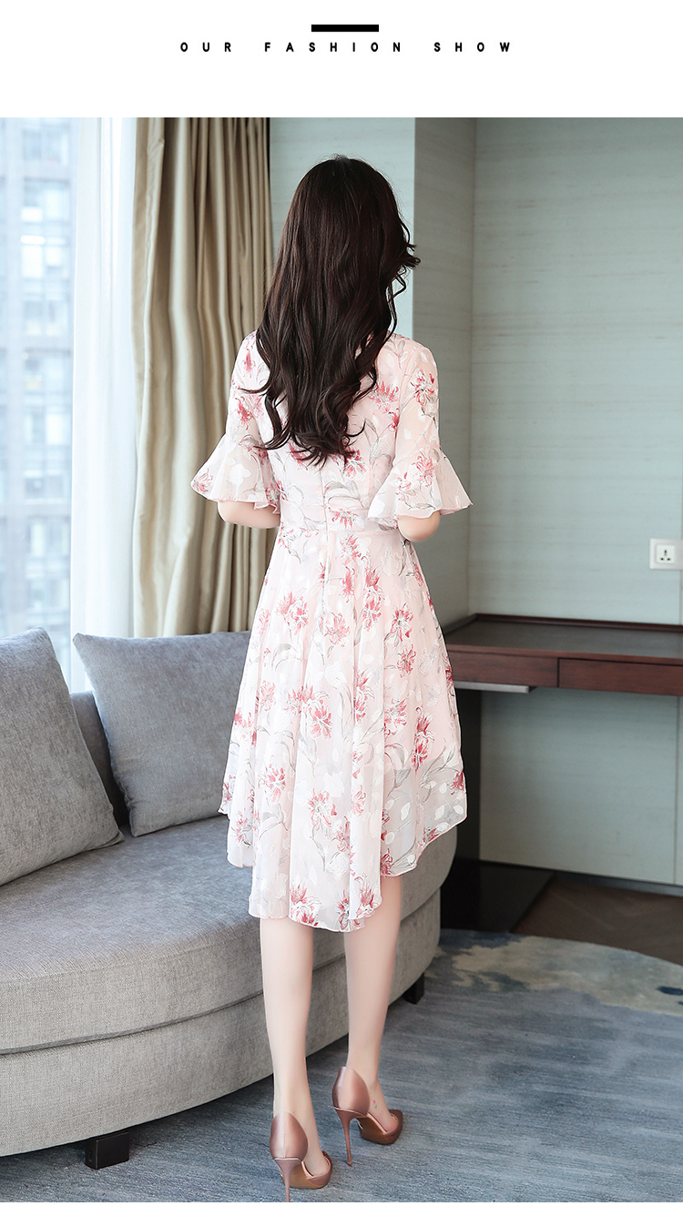ชุดเดรสผ้าชีฟองสีชมพู พิมพ์ลายดอกไม้สีชมพูแดง ส่งฟรี ems