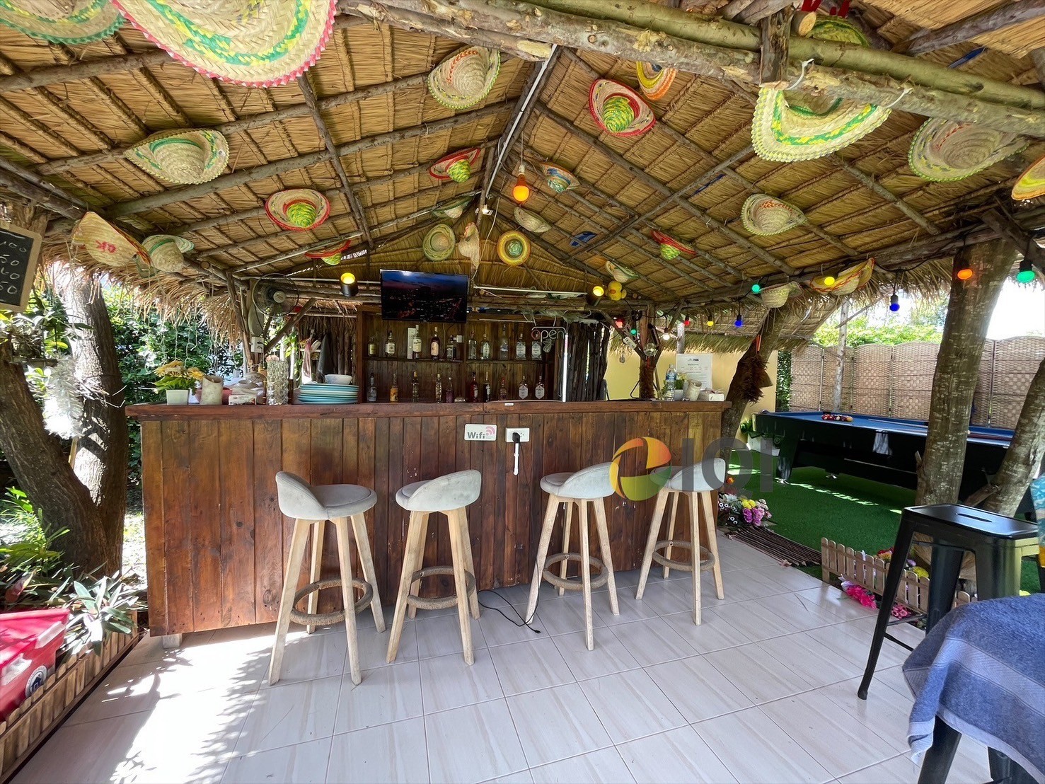 ขายรีสอร์ทบ้านพักริมทะเล อำเภอบ้านเพ จังหวัดระยอง