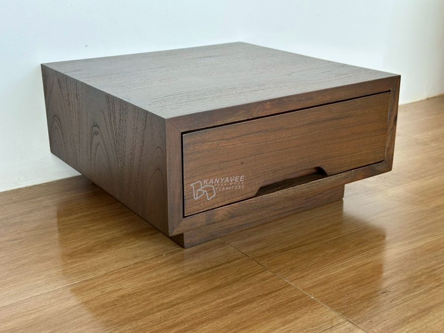 ตู้ลิ้นชักข้างเตียงไม้สัก สีวอลนัทกึ่งเงา