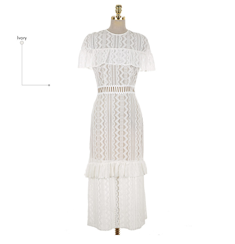 ชุดเดรสยาวผ้าลูกไม้สีขาว ส่งฟรี ems