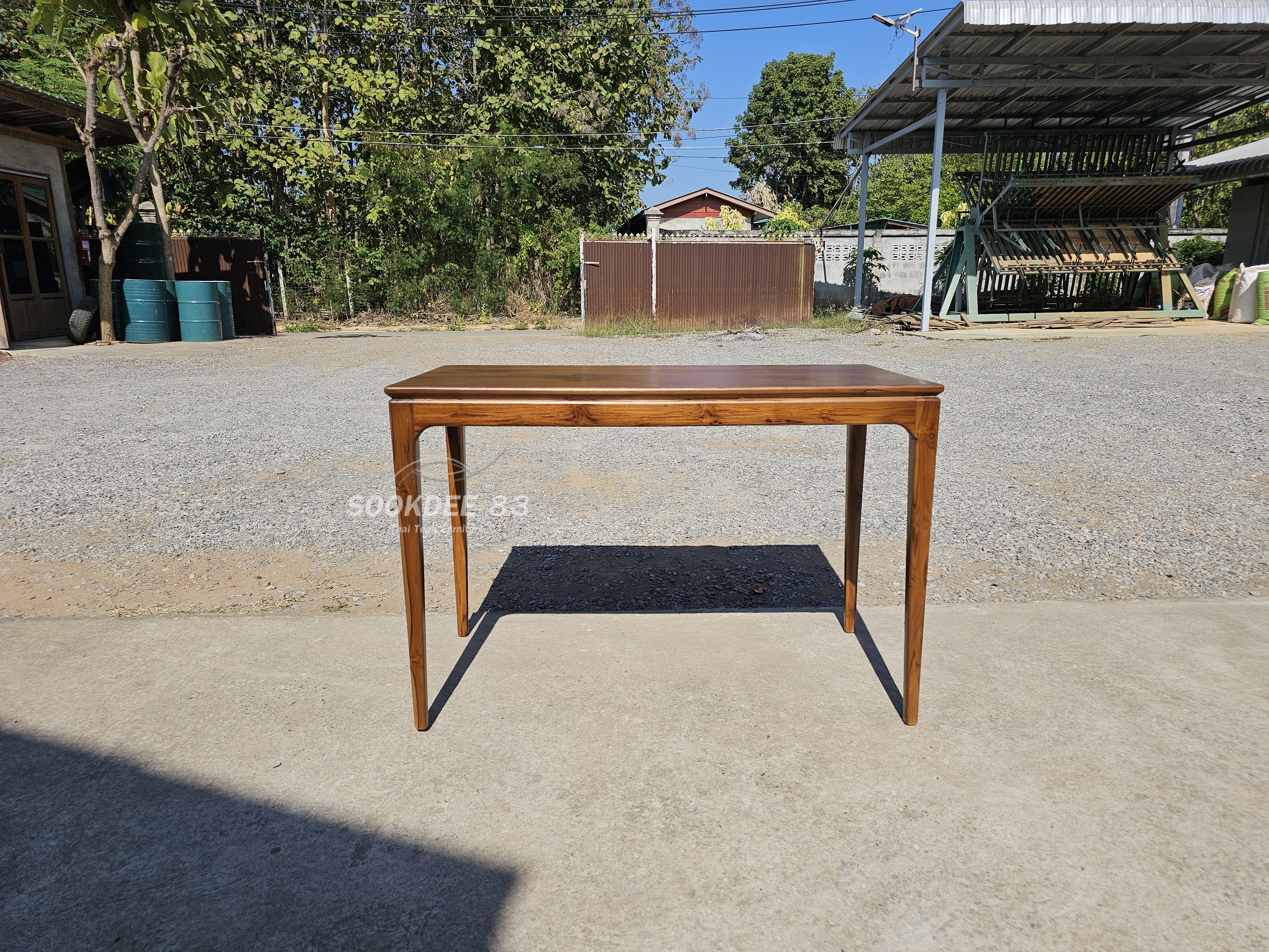 โต๊ะทำงานมินิมอล