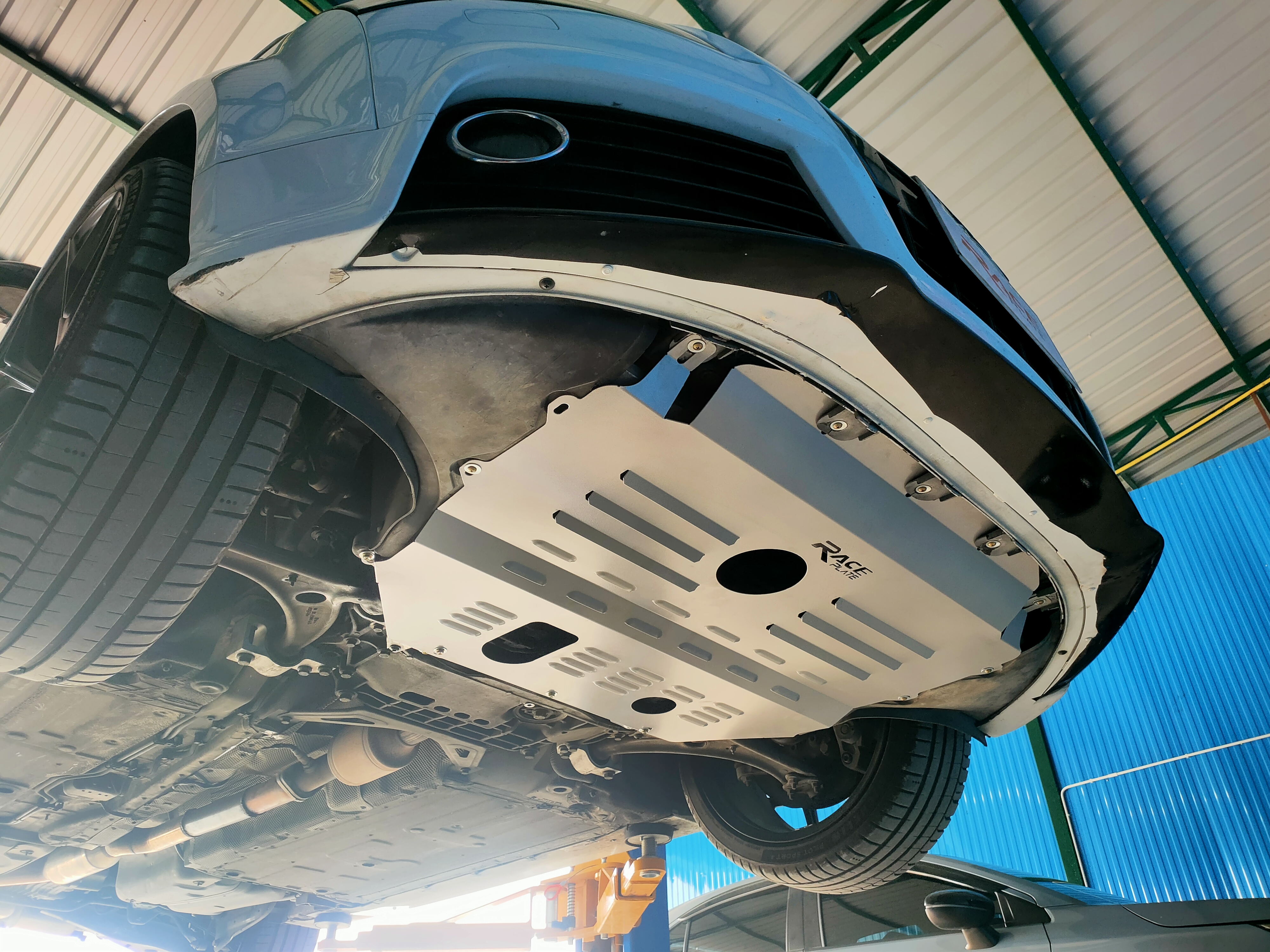 แผ่นปิดใต้ห้องเครื่องอลูมิเนียม Audi TT MK2 2006-14 Raceplate_Undertray