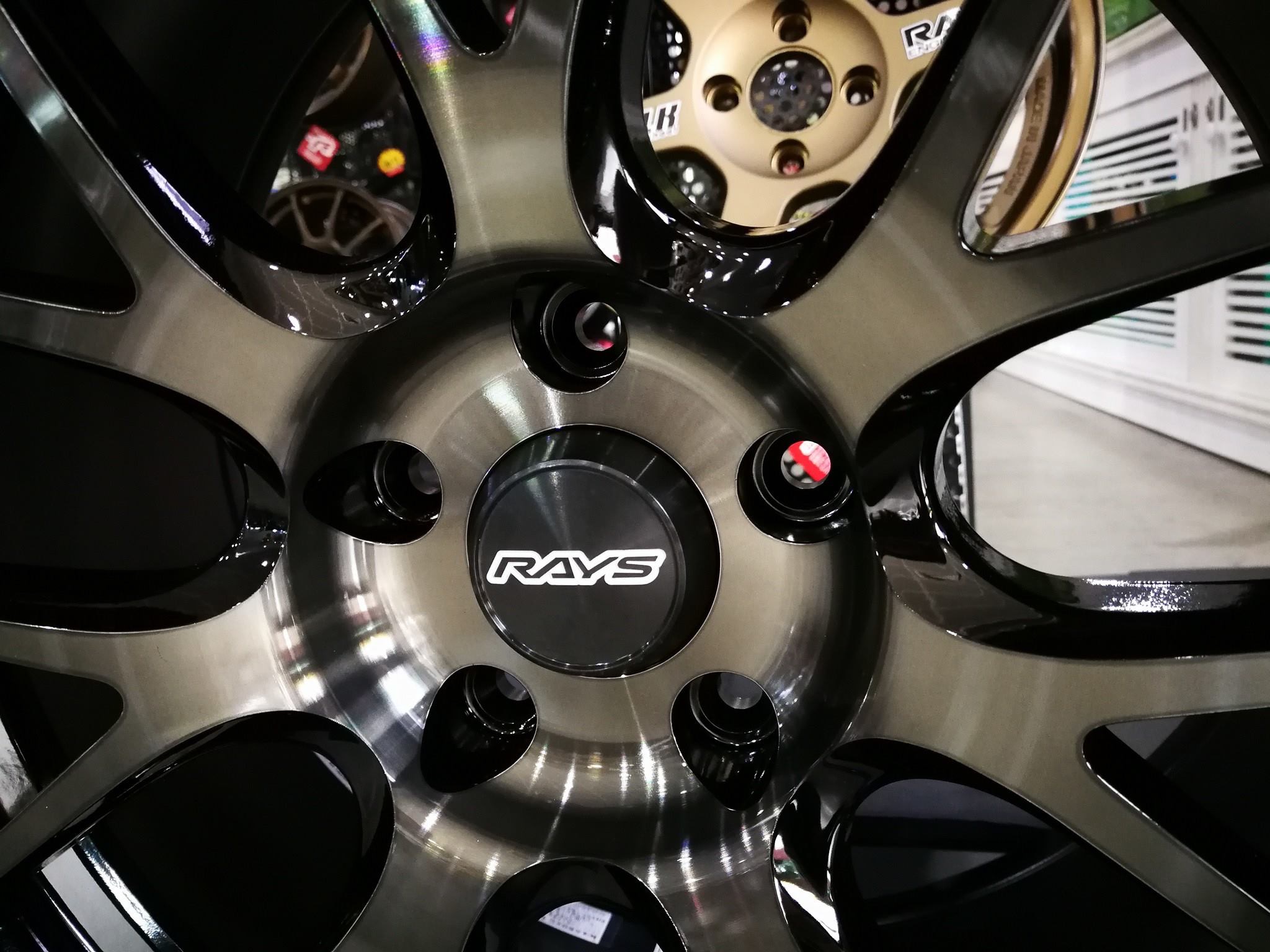 G27 Progressive 18x8.5+45-5-114.3