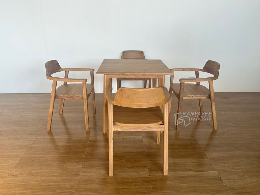 ชุดโต๊ะเก้าอี้ไม้สัก 4 ที่นั่ง สีมูจิ