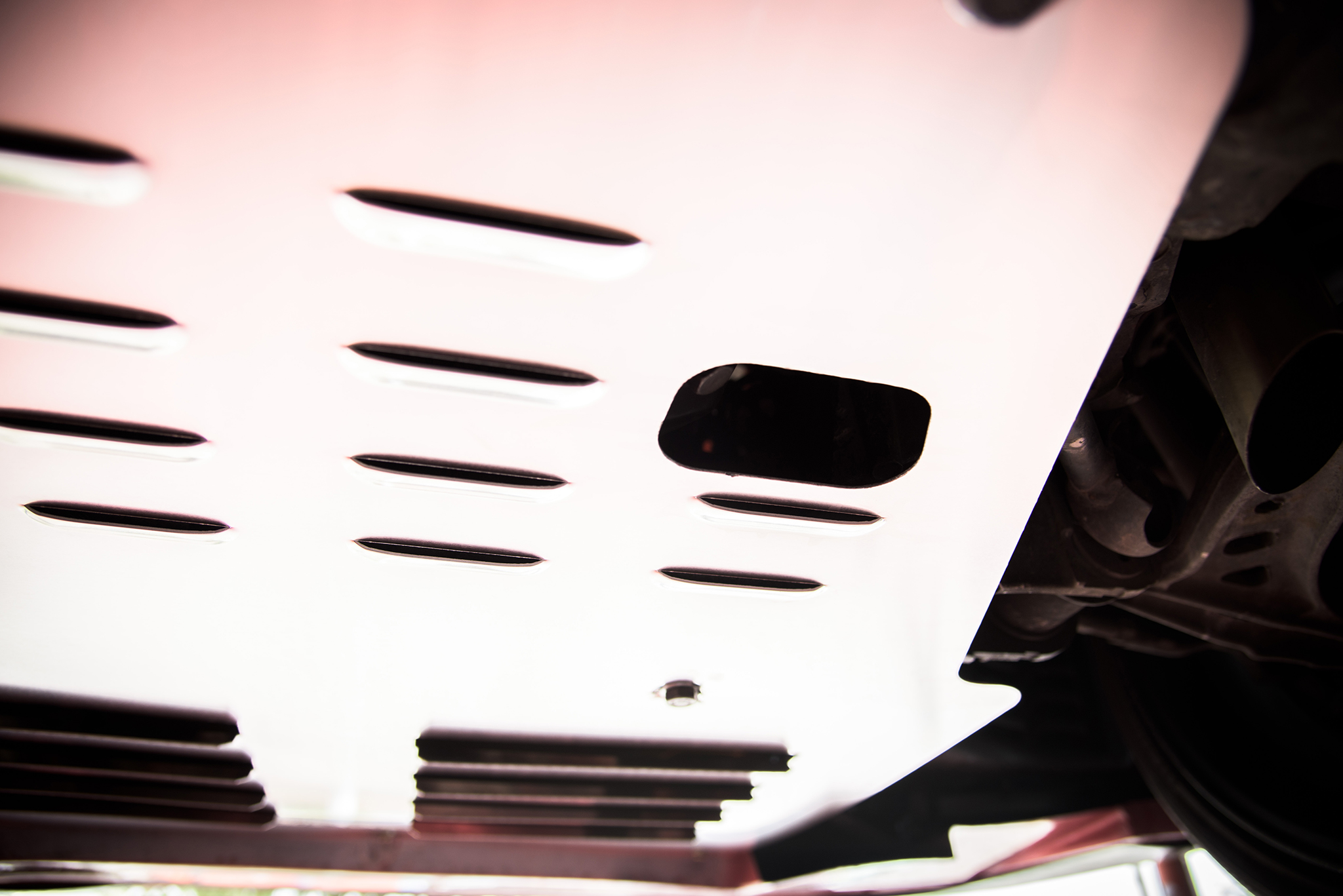 แผ่นปิดใต้ห้องเครื่องอลูมิเนียม Toyota Supra 80 Raceplate_Undertray