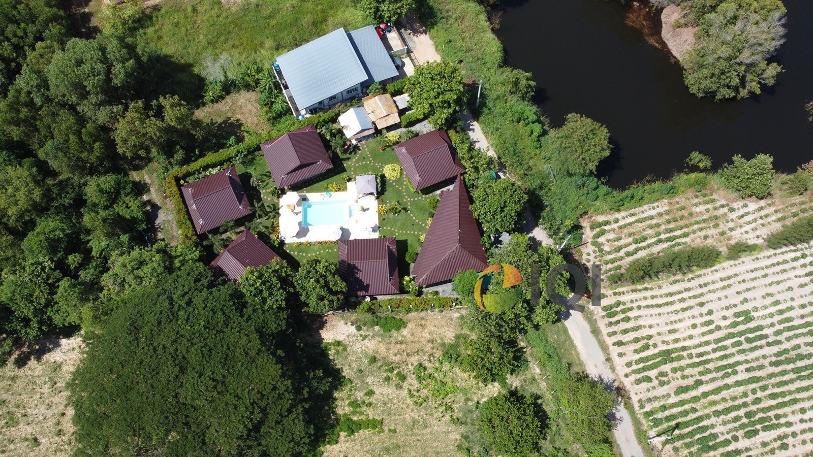 ขายรีสอร์ทบ้านพักริมทะเล อำเภอบ้านเพ จังหวัดระยอง