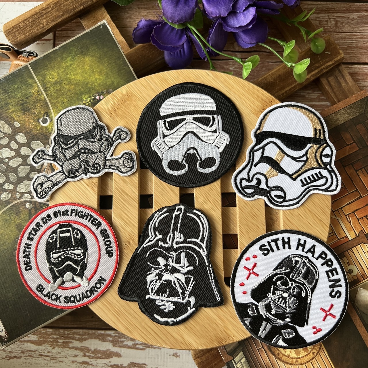 Starwar สตาร์วอร์ ตัวรีดติดเสื้อ อาร์มรีด อาร์มปัก ตกแต่งเสื้อผ้า หมวก กระเป๋า แจ๊คเก็ตยีนส์ Movie Embroidered Iron on Patch
