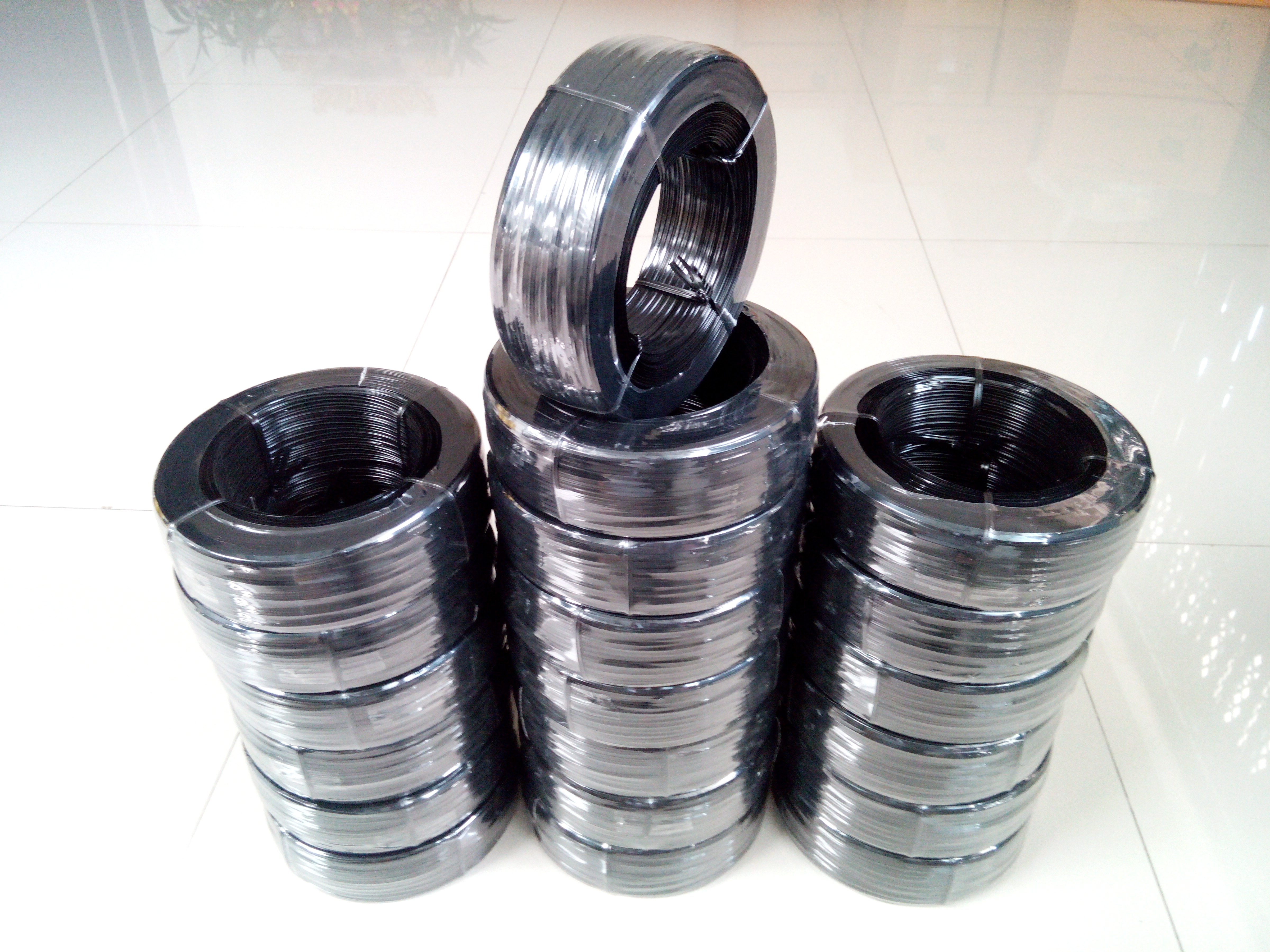 ลวดมัดต้นไม้ ลวดผูกต้นไม้ ลวดขึงสแลน ลวดเพาะชำ ลวดผูกป้าย ลวดบอนไซ ลวดคล้องป้าย ลวดมัดงานเกษตร ลวดลวดมัดสแลน หุ้มแบบกลม-บจก.พลาสติกแอนด์ไวร์โปรดัก SKU-00117