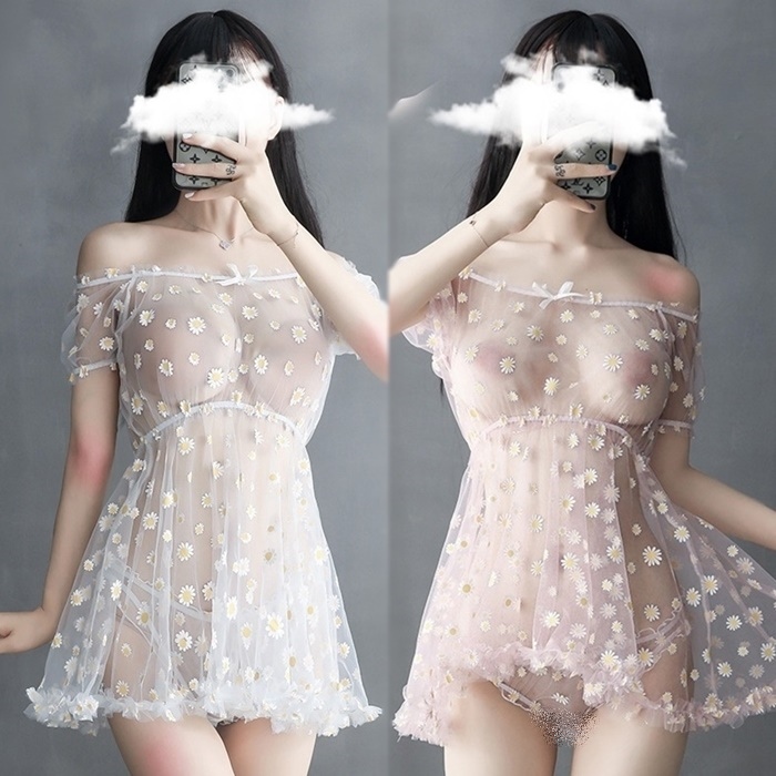 N824 ชุดนอนเซ็กซี่ ชุดนอนอีโรติกเป็นผ้าซีทรูลายดอกเดซี่สวมใส่แบบชุดปาดไหล่ ตัวชุดจั้มเอวแต่งแขนตุ๊กตามาพร้อมกางเกงในซีทรูลายดอกเดซี่เข้าชุดตามรูปถ่ายสินค้าจริง