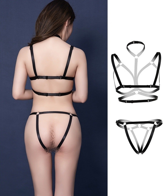 A099-21 ชุดอีโรติก ชุดชั้นในเซ็กซี่สไตล์ SM ใช้สายยางยืดชุดชั้นในเชื่อมต่อกันมาในแบบ 3 ชิ้น ตัวสายมีตัวปรับระดับช่วยรัดเข้าทรงด้านหลังเป็นขอเกี่ยวตามรูปถ่ายสินค้าจริงเลยค่ะ