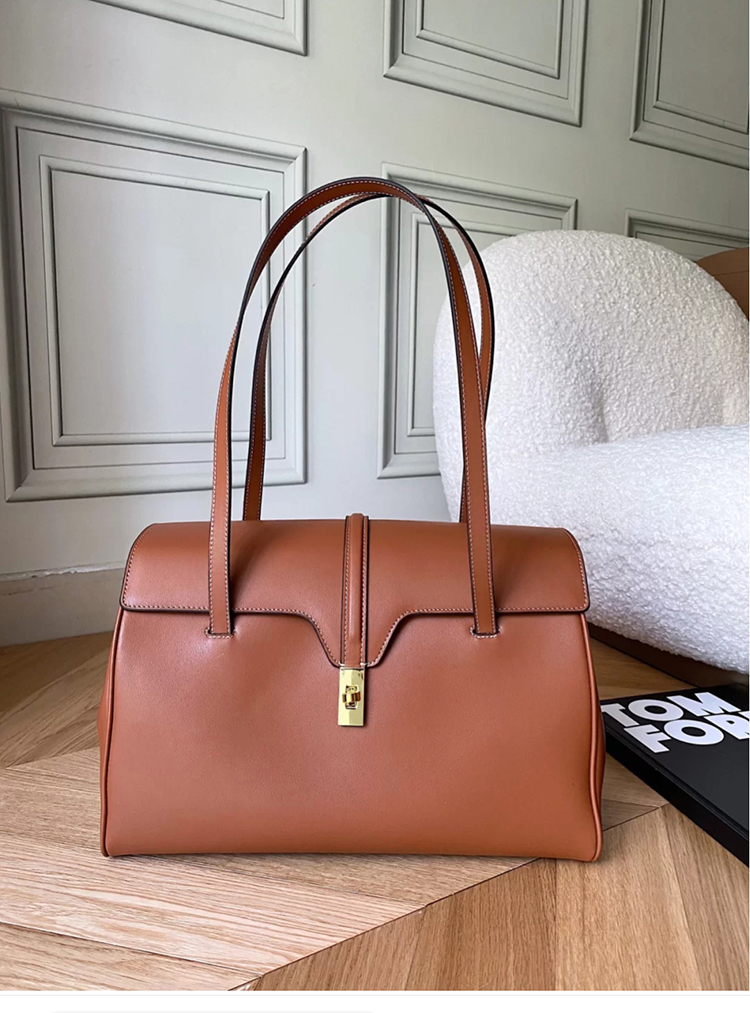 กระเป๋าหนังวัว COZY CL soft 16 bags