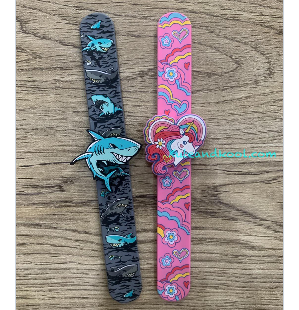 สายรัดข้อมือ Smiggle slapband- ฉลาม
