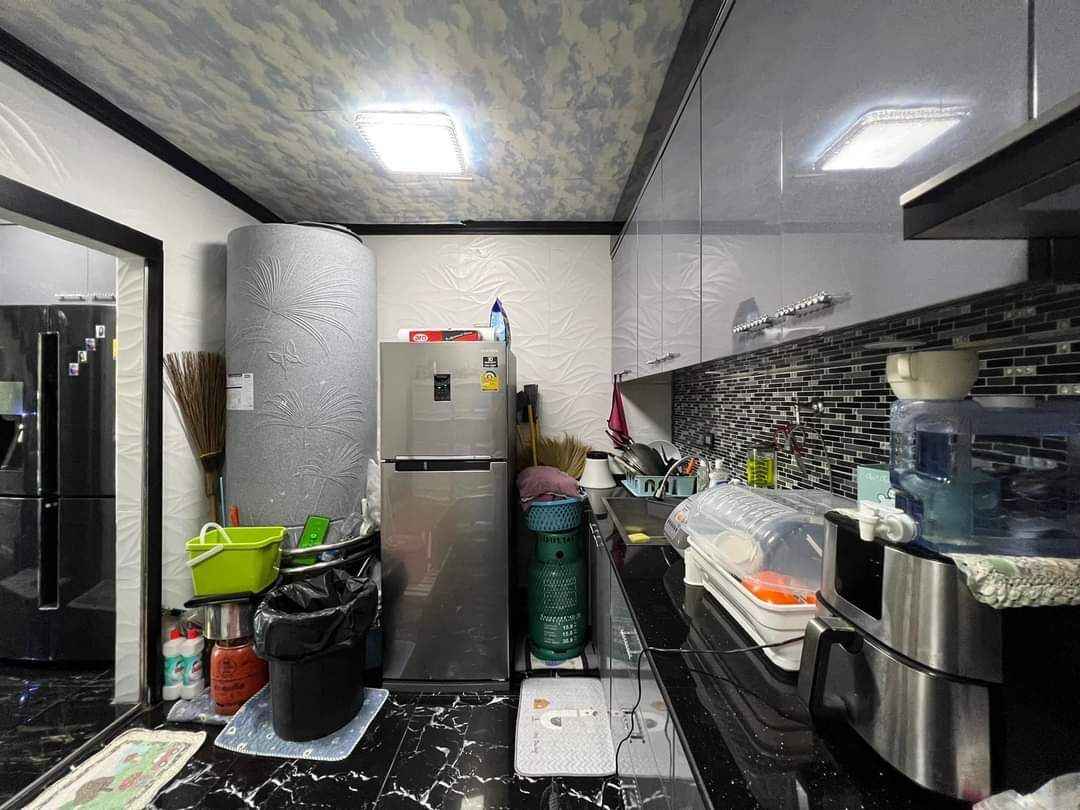 ขายอาคารพาณิชย์ 4 ชั้น ต.บางบ่อ อ.บางบ่อ จ.สมุทรปราการ