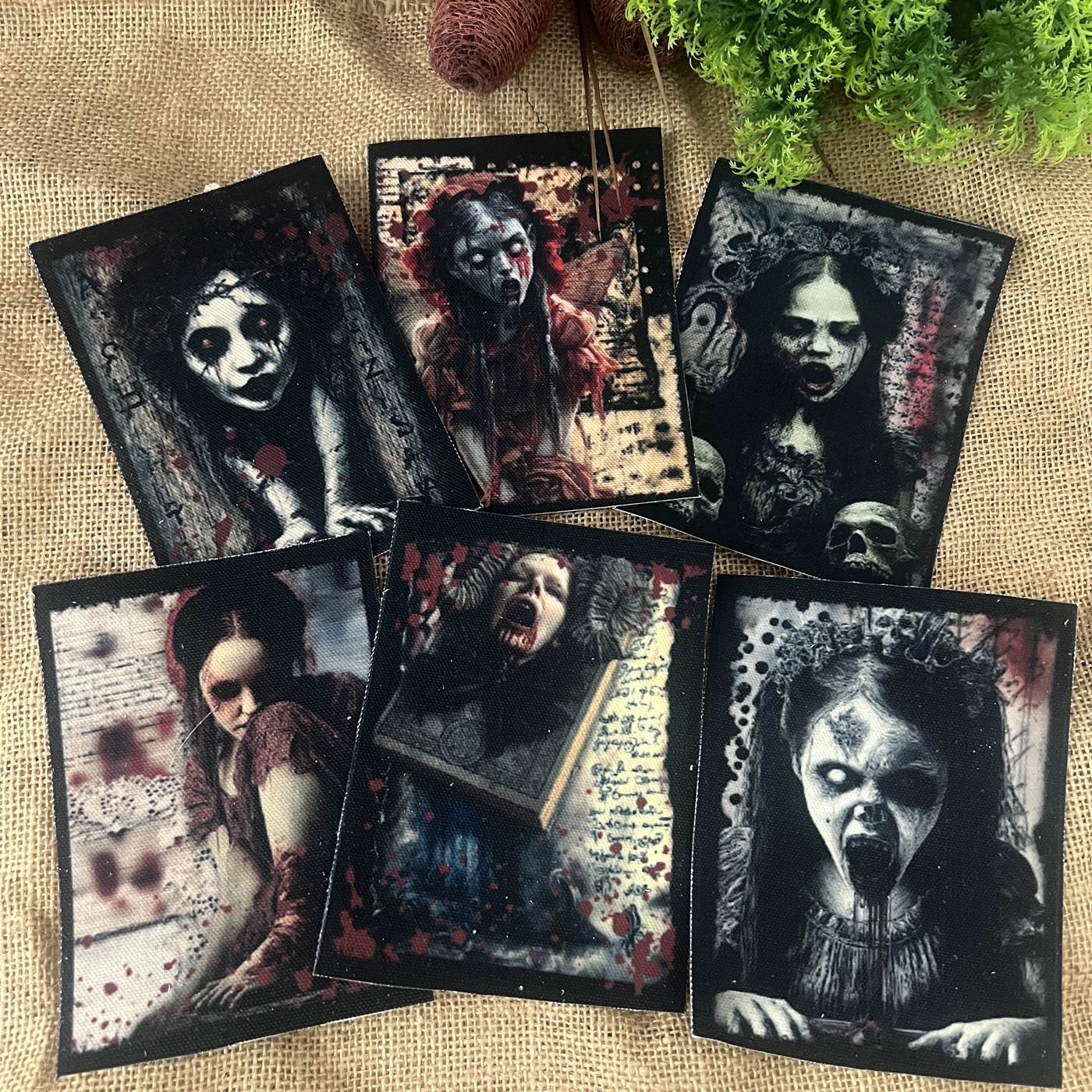 ตัวรีดติดเสื้อ Gore girl ผ้าแคนวาสพิมพ์ลาย ตกแต่งเสื้อผ้า Canvas Iron on Patch