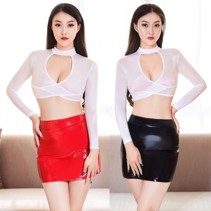 L054 ชุดอีโรติกมาในสไตล์ชุดสาวออฟฟิศสาวเลขาสุดเซ็กซี่ ตัวชุดเป็นผ้ายืดผิวมันเนื้อบางนิ่มๆ กระโปรงมีให้เลือกทั้งกระโปรงผ้าและหระโปรงหนัง ***รหัสนี้แยกขายระหว่างเสื้อและกระโปรง เลือกสีใส่ร่วมกันได้ตามได้ใจชอบเลยค่ะ