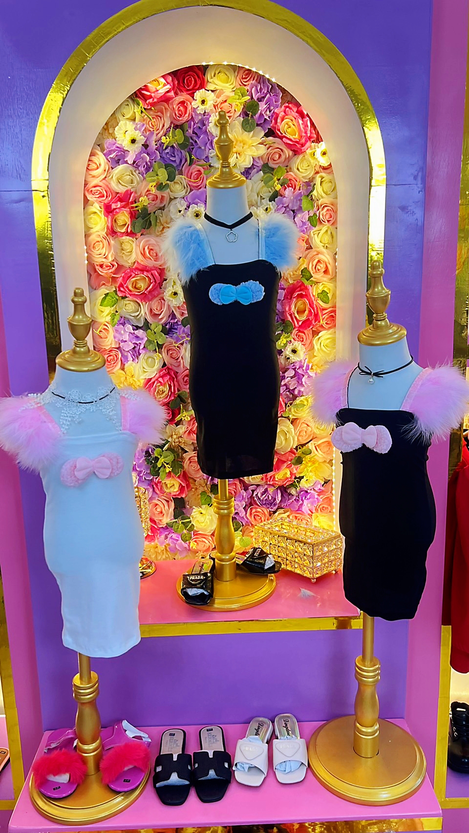 TD07/💜พร้อมส่ง💜ชุดเด็กผู้หญิง เดรสโบว์+ขนฟรุ้งฟริ้ง งานละมุนมากๆคะ สายหวานมาค๊าาา
