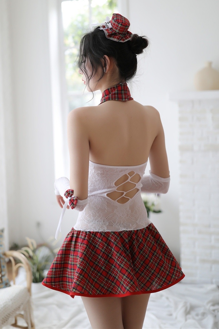 K307 ชุดตาข่ายแฟนซี ชุดตาข่ายมาในสไตล์ชุดคอสเพลย์นักเรียน ตัวชุดผสมผสานกันระหว่างชุดตาข่ายกับกระโปรงผ้าลายสก๊อต มาพร้อมกับหมวกใบเล็กลายสก๊อตน่ารักและถุงมือแบบเกี่ยวนิ้วอีก1คู่ตามรูปเลยค่ะ