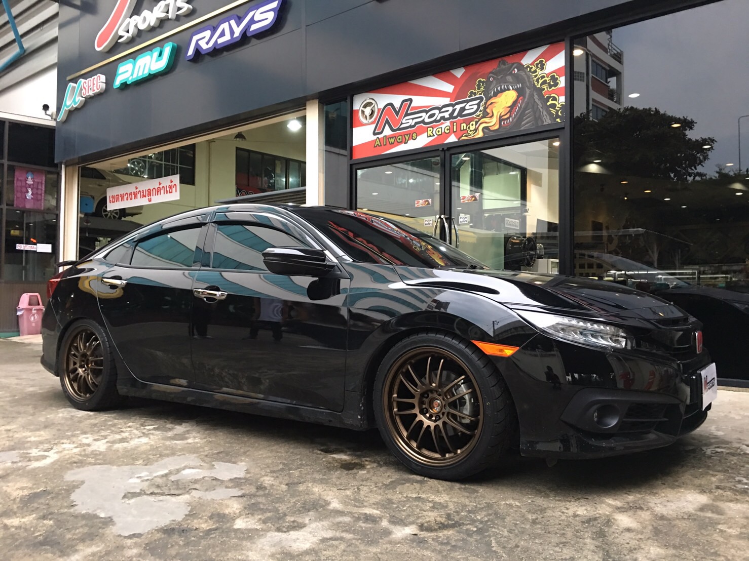 Civic FC + Rays RE30 18*8.5+40 5-114.3