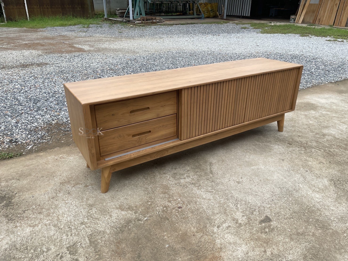 ไซด์บอร์ดบานสไลด์ซี่แบน 2 ลิ้นชัก (สีสัก)