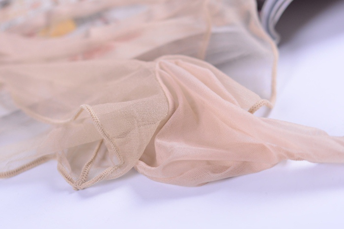 NA115 กางเกงในถุงน่อง กางเกงในเซ็กซี่มาในแบบเนื้อถุงน่องนิ่มๆบางๆยืดขยายได้เยอะ ขอบเอวเป็นยางยืดช่วงต้นขาเว้าสูง มีให้เลือกทั้งแบบผู้ชาย(ปลายเปิด-ปิด)และแบบผู้หญิงค่ะ