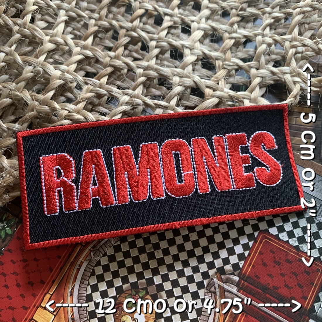 Ramones วงดนตรี ร็อค เฮฟวี่เมทัล พังค์ ตัวรีดแบบปัก อาร์มปัก ตัวรีดติดเสื้อ ตัวรีด ติดกระเป๋า ติดหมวก ติดแจ๊คเก็ต Rock Iron on Embroidered Patch