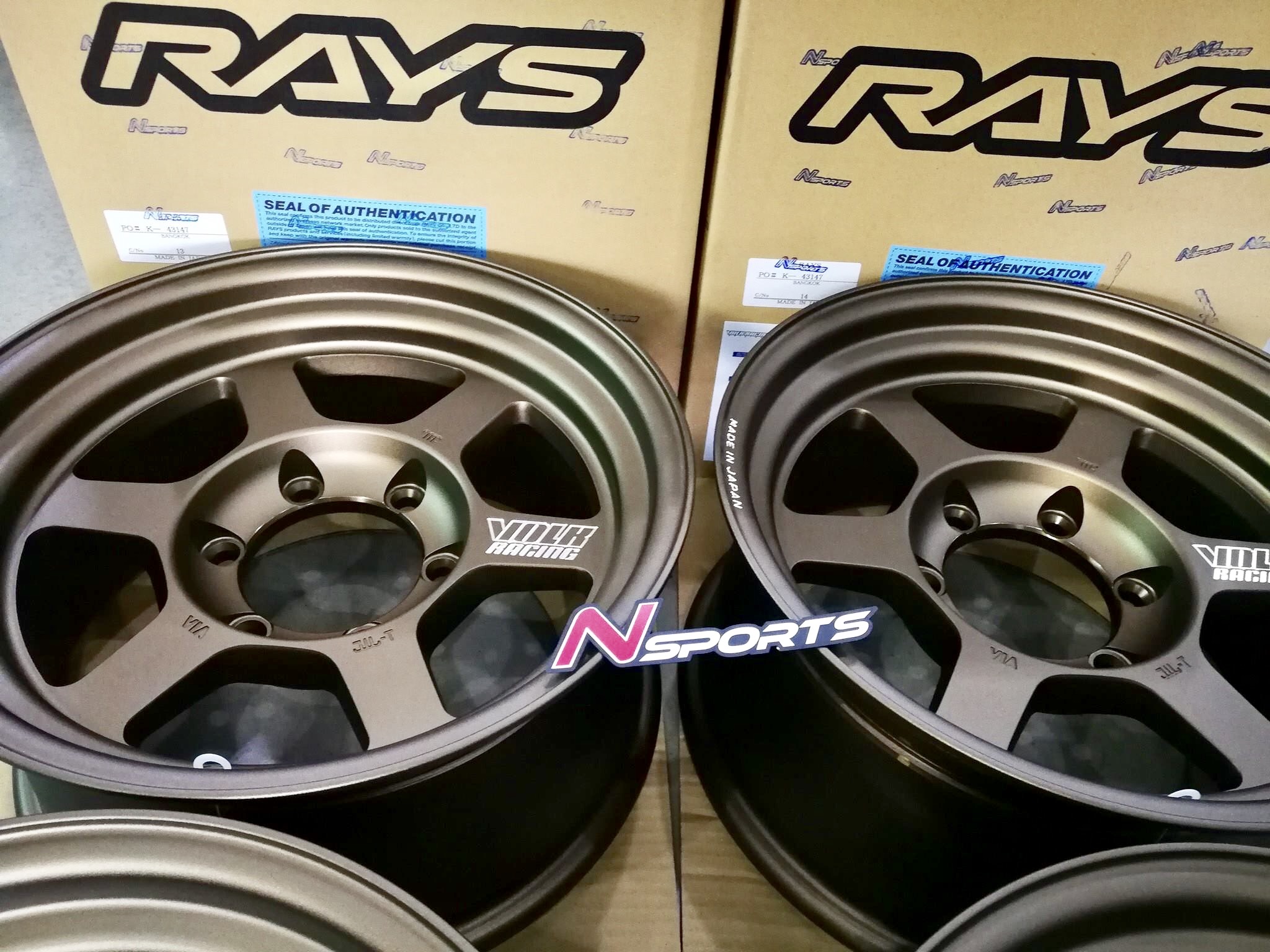 TE37X 16x8+0 6-139.7 BR