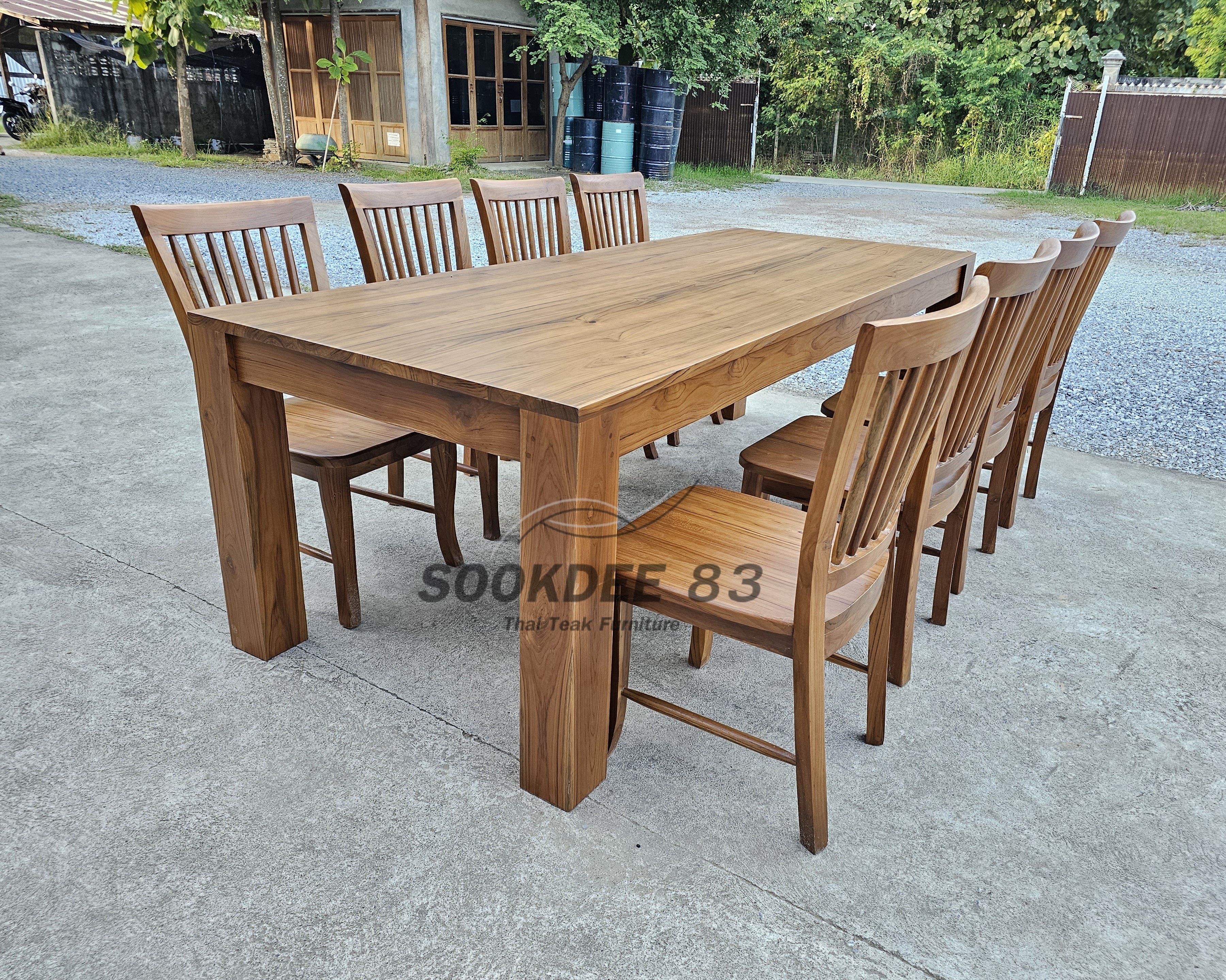 ชุดกินข้าวโต๊ะขาตรง 2.5 ม. เก้าอี้นกยูง 8 ตัว