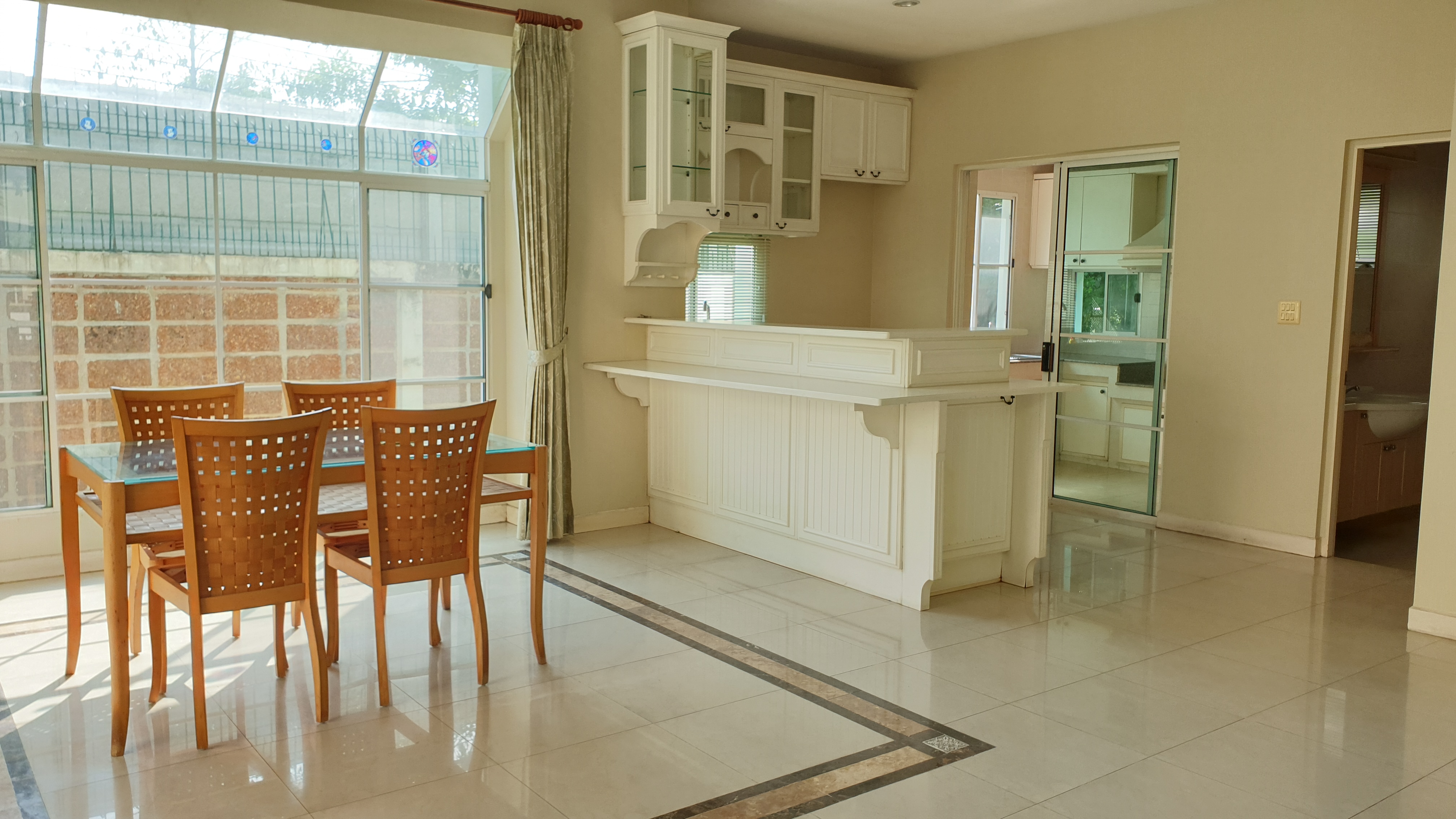 ขายบ้าน ในโครงการ มัณฑนา อ่อนนุช-วงแหวน 2 ชั้น ใน ม.มัณฑนาอ่อนนุช-วงแหวน กาญจนาภิเษก 66.4 ตร.ว. บ้านสภาพดี พร้อมเข้าอยู่ ราคาพิเศษ