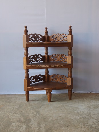 ชั้นวางของเข้ามุมฉลุลาย