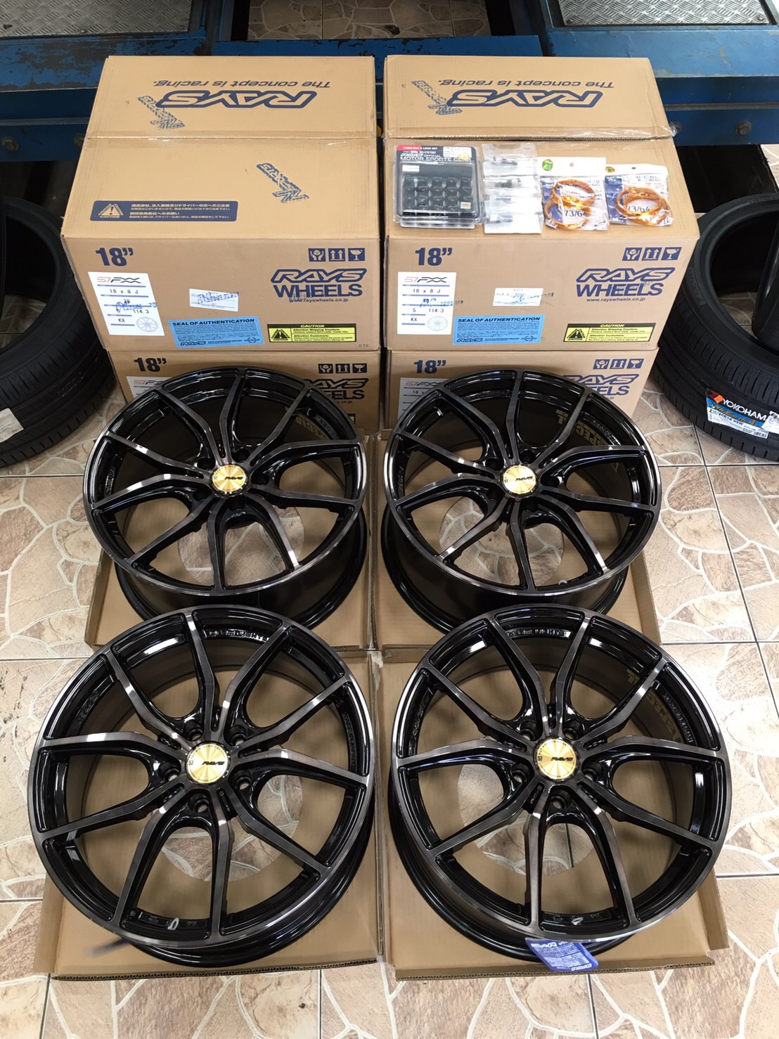 Honda Civic FC + Rays 57FXX CJ 18x8+38 5-114.3