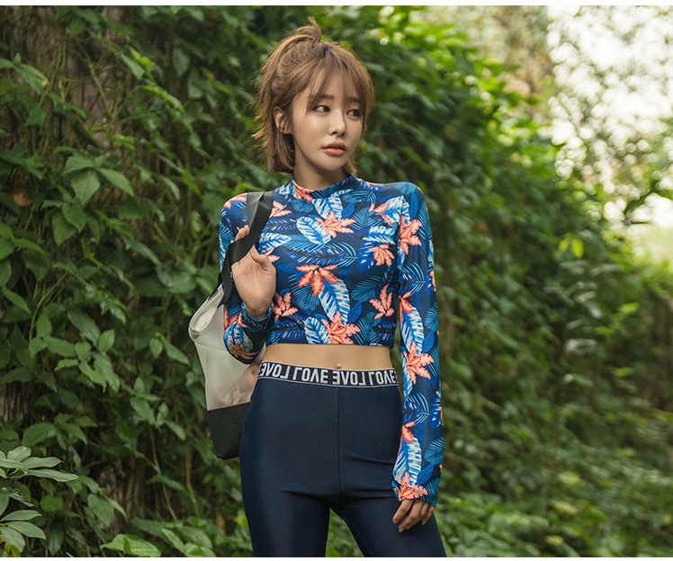 ชุดว่ายน้ำแบบสปอร์ต ชุดว่ายน้ำแขนยาวขายาว ดีไซน์สุดเก๋ และเซ็กซี่เล็กๆๆ ส่งฟรี ems