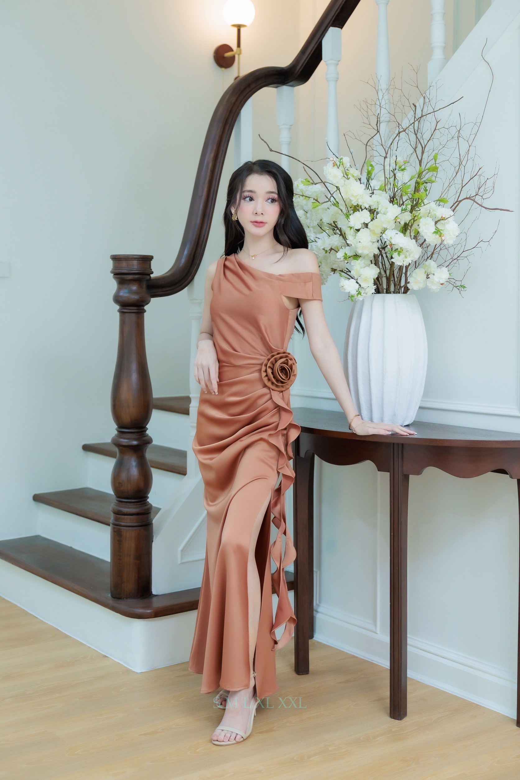 “ชุดเพื่อนเจ้าสาว ” งานแต่งงานธีมสีน้ำตาล