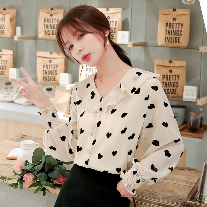 เสื้อสีครีมลายรูปหัวใจสีดำ เสื้อใส่ทำงานสวยๆๆ ส่งฟรี ems