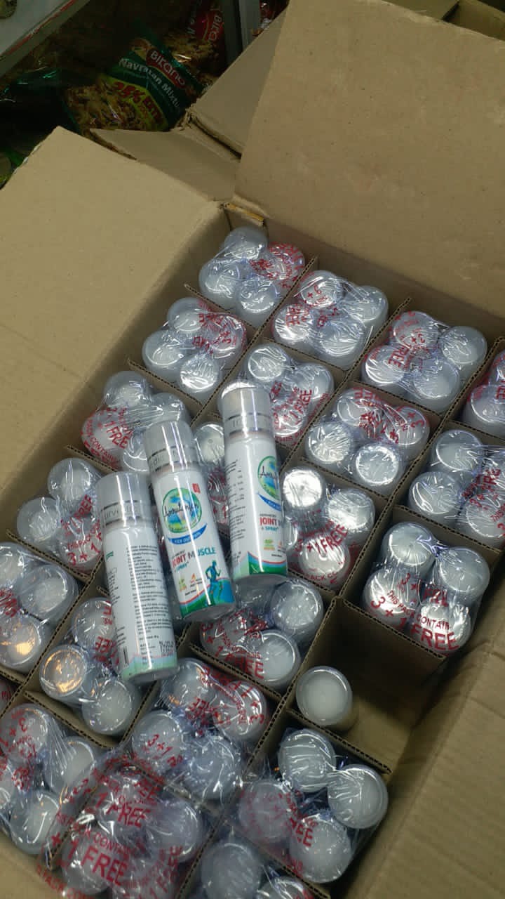 สเปรย์ ปวดข้อและกล้ามเนื้อ (Amrutanjan Joint Muscle Spray) ขนาด 30กรัม