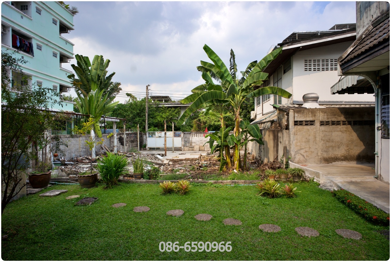 บ้านเดี่ยว 113ตร.ว. 3ห้องนอน 3ห้องน้ำ หลังมุม ซอยประชาสงเคราะห์ 47 ใกล้ MRT ห้วยขวาง เข้าออกได้หลายทาง